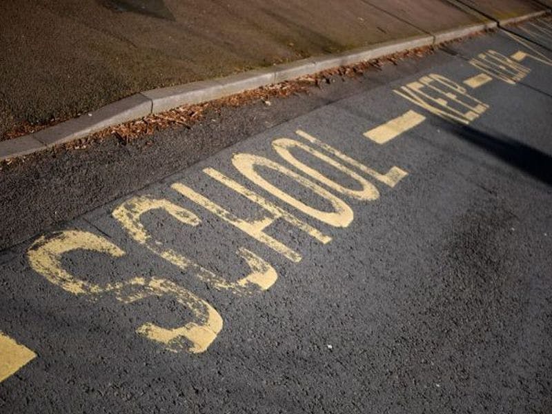 school road markings